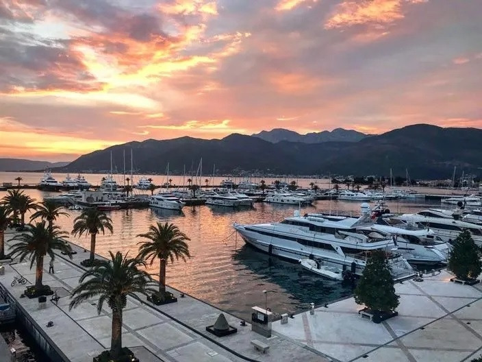 Mảng xanh đa lớp và công viên nội khu tại dự án Masteri Peninsula